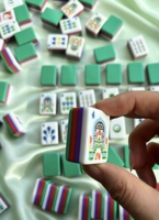 Tuiles de Mahjong Américain en Acrylique Gravées au Laser de Haute Qualité, Durables, Style Jardin Champêtre, Ensemble de Mahjong Américain Vert à Trois Couches