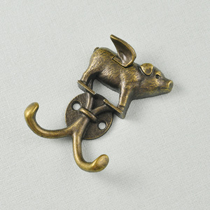 Platinum Link Flying Pig Hook Bronze Zinc Alloy Wall Hook Creative Decorative <b>Door</b> <b>Hanging</b> <b>Clothes</b> Hook European Style - Product Image 3