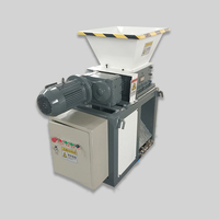 Broyeur de plastique miniature à prix compétitif avec pompe, taux de recyclage élevé, respectueux de l'environnement, pour usage industriel