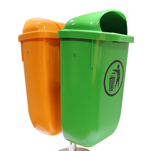 Contenedor de <span class=keywords><strong>Basura</strong></span> Público de Plástico de 50L con <span class=keywords><strong>Doble</strong></span> Compartimiento y Poste para la Calle - Product Image 6