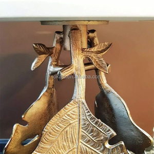 Tavolino <span class=keywords><strong>in</strong></span> foglia d'oro di lusso piedini <span class=keywords><strong>in</strong></span> metallo <span class=keywords><strong>tavolo</strong></span> con bordo superiore <span class=keywords><strong>in</strong></span> <span class=keywords><strong>marmo</strong></span> Designer consiglia <span class=keywords><strong>tavolo</strong></span> ad angolo circolare decorativo <span class=keywords><strong>per</strong></span> Villa dell'hotel - Product Image 2