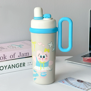 700ml mignon dessin animé gobelet avec poignée en <span class=keywords><strong>paille</strong></span> bonne humeur fleur motif isolé sous vide Kawaii bouteille d'eau cadeau - Product Image 6