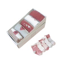 Vente en gros Boîte cadeau 5 paires de chaussettes drôle en coton pour bébé, animal de Noël mignon pour enfants
