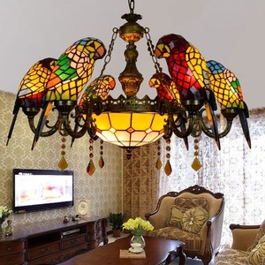 2021 Cá Nhân Tiffany Stained Glass <span class=keywords><strong>Parrot</strong></span> LED <span class=keywords><strong>Chandelier</strong></span> Đối Với Nhà Hàng & Bar Trang Trí Chiếu Sáng Đèn Chùm Trần Sang Trọng - Product Image 2