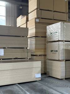 <span class=keywords><strong>Tablero</strong></span> <span class=keywords><strong>OSB</strong></span> blanco <span class=keywords><strong>de</strong></span> 15mm <span class=keywords><strong>de</strong></span> espesor para gabinetes <span class=keywords><strong>de</strong></span> cocina Panel <span class=keywords><strong>de</strong></span> espuma SIPS <span class=keywords><strong>de</strong></span> madera <span class=keywords><strong>de</strong></span> pino terminado Chips grandes hechos por <span class=keywords><strong>OSB</strong></span> - Product Image 5