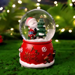 Dropshipping 도매 크리스마스 창조적 인 선물 크리스탈 볼 다채로운 빛 음악 상자 플로팅 눈송이 스노우 글로브