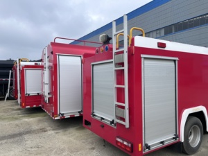 Camions <span class=keywords><strong>de</strong></span> pompiers à grande capacité (12/14/16 tonnes) avec réservoir d'eau, très demandés, pour la lutte contre les incendies et les opérations <span class=keywords><strong>de</strong></span> sauvetage, à vendre - Product Image 5