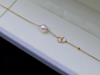 Bracelets et Joncs Élégants en Or Véritable 18 carats avec Diamants et Perles de Culture d'Eau Salée Naturelles Akoya du Japon de 6,5-7 mm, Ornés de Camélia et de Nacre