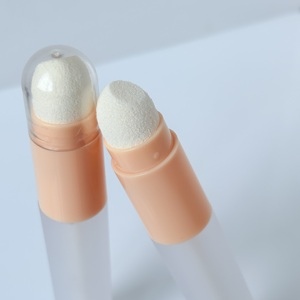 Stick de blush crème double-embout léger et écologique, étanche, avec éponge intégrée pour le contouring - Product Image 3