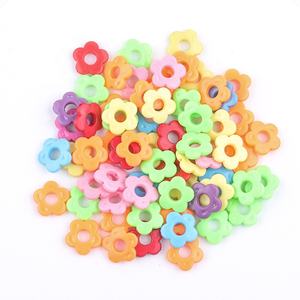 Les nouvelles perles en plastique plates de bricolage de couleur de 19mm avec de grands trous sont utilisées pour la fabrication de bijoux - Product Image 6