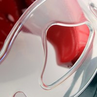 Échantillon gratuit, livraison gratuite, protection de tête de taekwondo blanche de haute qualité et durable, casque de taekwondo bleu, casque de taekwondo
