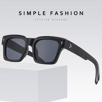 Lunettes Décoratives Quotidiennes Décontractées, Lunettes de Soleil Personnalisées, Monture Carrée Rétro Tendance Style Ancien pour Hommes et Femmes