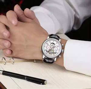 Reloj Mecánico para Hombre KINYUED, Automático, Tourbillon, Fase Lunar, Correa de Cuero, Lujoso, Cristal Mineral Endurecido, Venta al Por Mayor - Product Image 5