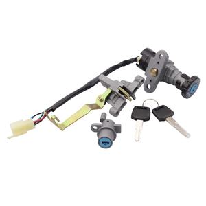 GOOFIT YY50QT-5 Clé De Contacteur D'allumage Assemblée Remplacement pour Jonway <span class=keywords><strong>Znen</strong></span> Paix GY6 49cc 50cc Scooter Cyclomoteur - Product Image 1