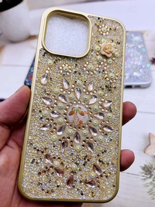 Venta <span class=keywords><strong>al</strong></span> por mayor funda de teléfono TPU de lujo para iPhone 16 Pro Max nuevos materiales Diseño a prueba de golpes con cubierta de decoración de diamantes de imitación - Product Image 3