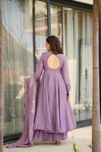 Ensemble Kurti, Bas et Dupatta de style indien, avec broderie de séquence et travail de codage, en Chinon lourd, séchage rapide, pour fête, Salwar Saree - Product Image 4