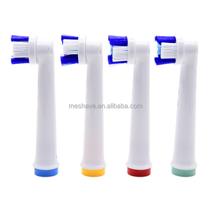 Recharges d'usine pour brosse à dents électrique EB20-X Dual Clean Professional Care Smartseries Sensitive Clean, poils moyens en nylon, pour hôtel - Product Image 1