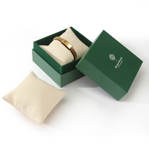 Boîte à bijoux en papier personnalisée de luxe, couvercle et base rigides, emballage de bijoux avec insert en coussin pour bracelet, emballage de marque - Product Image 1