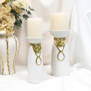 Orden a granel nórdica Diseño chapado en oro Porcelana única Vela de cerámica Candelabro Pilar Candelabros