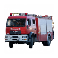 Camion de pompiers haute capacité 15T avec réservoir d'eau de 5000L et pompe haute pression pour opérations de lutte contre les incendies à vendre