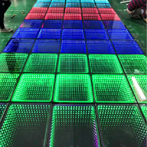 Luci da Palcoscenico RGB Wireless Portatili SUEZ, DMX con Magnete Opaco per Bar e Feste, IP67, Potenza 15W - Product Image 1