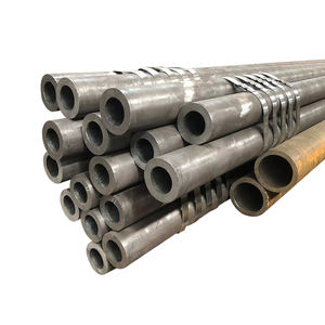 סיטונאי מפעל במלאי צינור פלדת פחמן שחור נמוך Q235 Q235B <span class=keywords><strong>1045</strong></span> 4130 צינור פלדת פחמן שחור ללא תפרים - Product Image 1