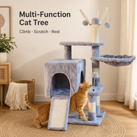 Arbre à chat à trois niveaux en bois et sisal avec panier-cabanon en peluche, hamac et rampe d'escalade pour chats