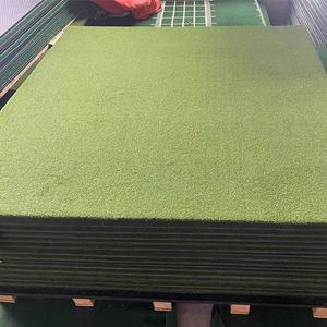 Tapete de Práctica de Golf Bicolor Verde para Campo de Práctica, Tapete de Golpeo para <span class=keywords><strong>Simulador</strong></span> de Swing de Golf para Interiores y Exteriores - Product Image 2