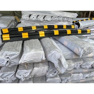 Protezione Angolare per Paraurti <span class=keywords><strong>Auto</strong></span> in PVC Resistente alle Intemperie e alla Corrosione, Ecologica e Antiurto, Protezioni per Muri di Parcheggio e <span class=keywords><strong>Garage</strong></span> - Product Image 2