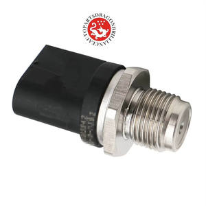 รางเชื้อเพลิงเซ็นเซอร์ความดัน0281002942 0281006022 0281002700 A0071530228 A0051535828 0281002703 0051535828 0071530228สำหรับ <span class=keywords><strong>Mercedes</strong></span> - Product Image 1