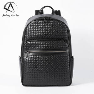 Mochila de Negocios de Cuero Andong para Hombre con Respaldo Transpirable, Patrón Tejido, Cuero Vacuno Genuino, Bolso Multifuncional de Moda 6768 - Product Image 1