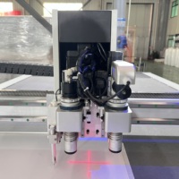 Utools Machine de découpe à couteau vibrant multifonction avec couteau pneumatique Caméra CCD Table sous vide haute efficacité