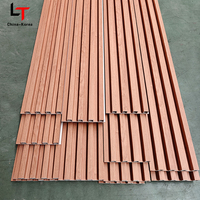 LT Décoration intérieure Wpc Revêtement mural Panneau rainure Extérieur Bois Plastique Composite Cannelé Pvc Latte Intérieur Revêtement Panneau