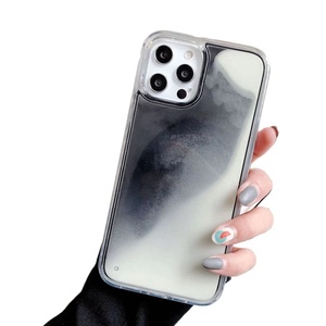 Offre Spéciale lumineux néon Quicksand liquide <span class=keywords><strong>coque</strong></span> de téléphone pour <span class=keywords><strong>iPhone</strong></span> 13 Pro Max PC matériel luminescent TPU Plus modèle - Product Image 1