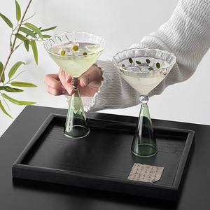 Diseño único Wave Rim Vaso para beber Tallo verde Postre Tazas de helado Vasos de cóctel de <span class=keywords><strong>Martini</strong></span> a rayas - Product Image 4