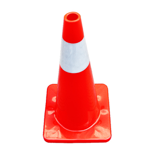 Cono de Tráfico Gigante de PVC con Cinta Reflectante para Construcción de Carreteras - Product Image 3