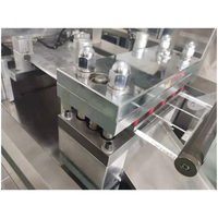 Haute vitesse Sauce beurre jouet miel gelée liquide carte alimentaire parfum pvc pe alu-alu Blister emballage scellage Machine