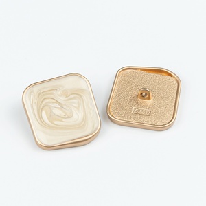 Round Plastic Snap <b>Button</b> with Embossed Pattern Magnetic Closure Green Color Classic Style - Product Image 5