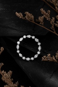 จี้เพชรทรงกลมเจียระไนแบบบริลเลียนท์ 1.37 กะรัต ทำจากทองคำขาวแท้ 14K ดีไซน์หรูหรา |   เพชรทรงกลมเจียระไนแบบบริลเลียนท์ ผลิตในห้องปฏิบัติการ - Product Image 4