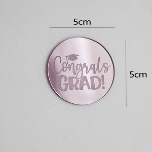 Disco Acrilico da 5cm 'Congrats Grad' per <span class=keywords><strong>Torta</strong></span>, Decorazione Rotonda a Specchio Incisa per Cupcake, Accessori per Feste di Laurea - Product Image 5
