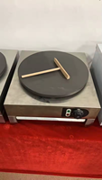 Crêpière à gaz/électrique à double tête simple Crêpière automatique Crêpières avec épandeur en bois