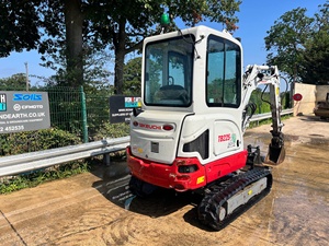 Miniexcavadora Takeuchi TB225 de 2.5 Toneladas, Excavadora Compacta de Orugas Diésel |   Equipo de Construcción Hidráulico al Mejor Precio al por Mayor - Product Image 3