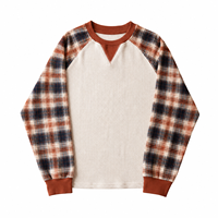 T-shirt à manches raglan en coton 220 GSM avec impression DTG, motif à carreaux, design rétro avec points en V, col rond, tricot gaufré, manches longues, unisexe
