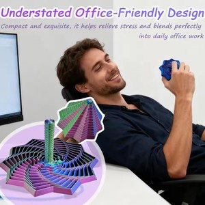 Modello Stella Sensoriale 3D Stampata in 3D con Illusione Ottica, Ornamenti a Spirale Esagonale, Gioco da Tavolo Antistress - Product Image 3