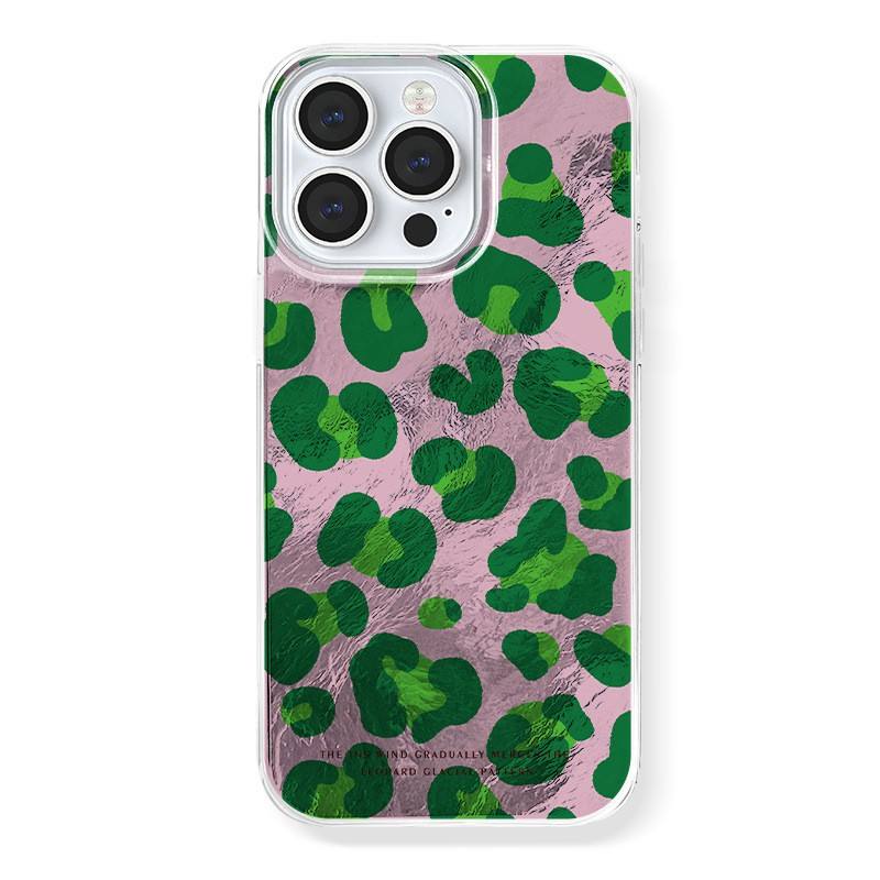 สีเขียว