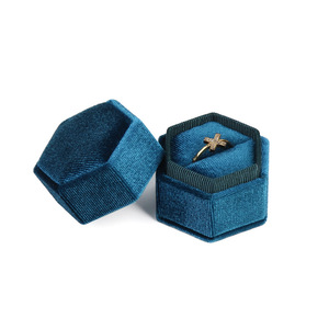Wholesale Custom Logo Proposal and Wedding ring box jewelry packaging Luxury Velvet Hexagon Geometric Single Slot Ring Boxes