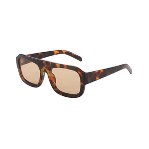 Gafas <span class=keywords><strong>de</strong></span> Sol Cuadradas <span class=keywords><strong>de</strong></span> Lujo <span class=keywords><strong>de</strong></span> Alta Gama, Retro, Montura Gruesa, Protección UV400, para Hombre y Mujer - Product Image 6