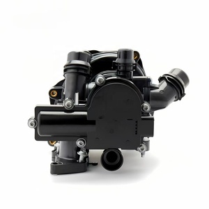 Ensemble de boîtier de thermostat 06L121111H pour VW <span class=keywords><strong>Golf</strong></span> <span class=keywords><strong>7</strong></span> <span class=keywords><strong>GTI</strong></span> Tiguan Passat Audi A4 A5 Q5 Q7 EA888 2.0T <span class=keywords><strong>Pompe</strong></span> à <span class=keywords><strong>eau</strong></span> de refroidissement en aluminium - Product Image 4