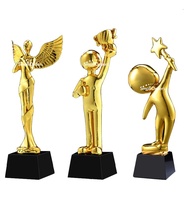 Op maat gemaakte hars ambachtelijke gouden stertrofee bedrijfs award beker met zwarte voet voor evenementen en ceremonies