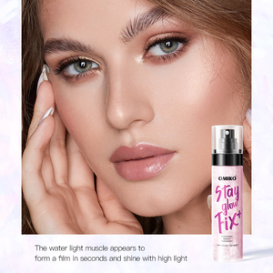Spray <span class=keywords><strong>Fixateur</strong></span> de <span class=keywords><strong>Maquillage</strong></span> Marque Blanche pour Visage et Corps, Waterproof, Contrôle du Sébum, Effet Lumineux, Hydratant, Vente en Gros - Product Image 4